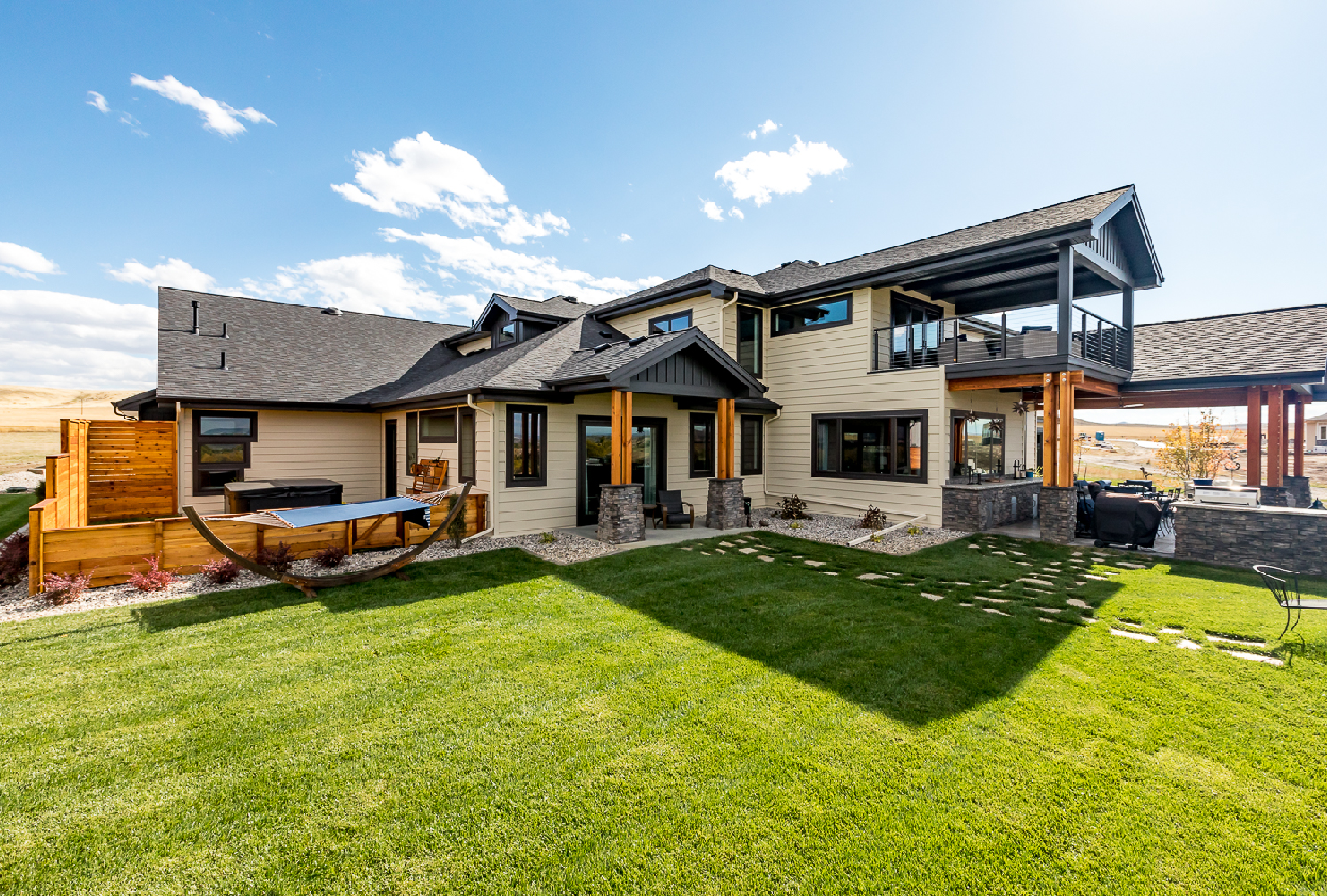 Outdoor view of house in Billings Montana by Ban Construction